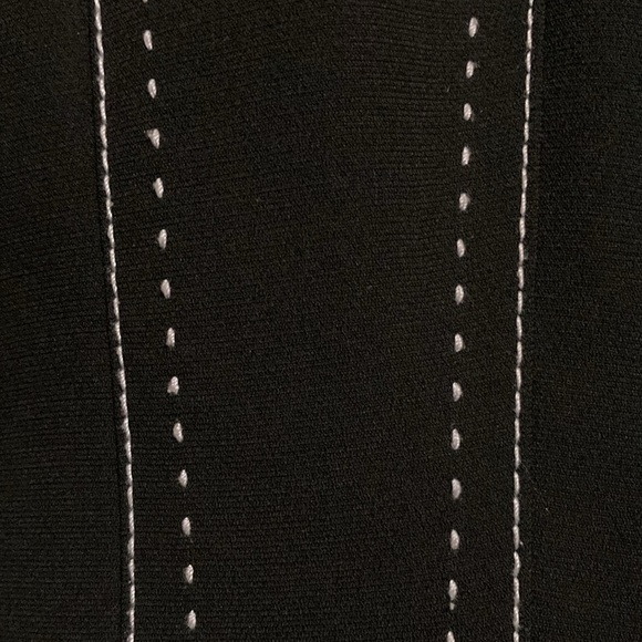 Black jacket with white contrast stitching size P12 - Picture 3 of 13